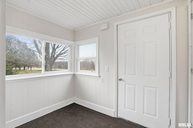 9520 115th St, Blue Grass, IA 52726 - photo 5