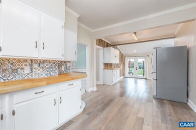 847 Lee Jackson Hwy, Staunton, VA 24401 - photo 5