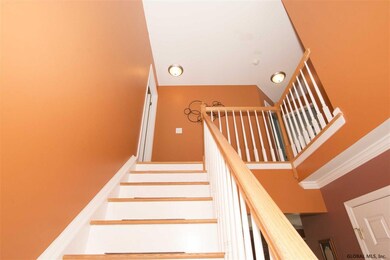 620 Maple Ln, Schenectady, NY 12309 - photo 3