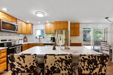 3660 SE Leeks High Rd, South Beach, OR 97366 - photo 7