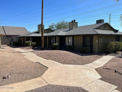 463 N 64th Place unit 1, Mesa, AZ 85205 - photo 2