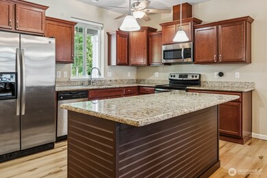 7605 Columbia Way NE, Lacey, WA 98516 - photo 3