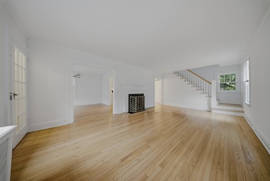 1275 Capitol Ave, Bridgeport, CT 06606 - photo 4