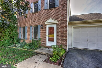 256 W Fulton St, New Holland, PA 17557 - photo 2