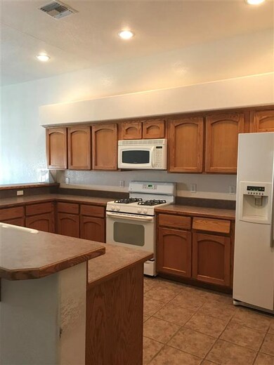 10634 E 39th Ln, Yuma, AZ 85365 - photo 5