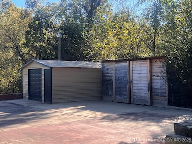 563 W Chambers Rd, McAlester, OK 74501 - photo 6