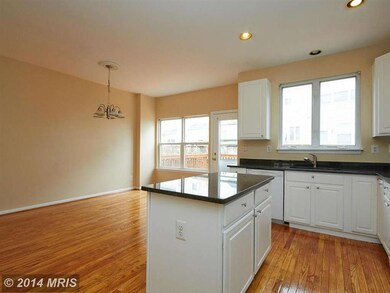 2509 Woodrow Wilson Dr, Herndon, VA 20171 - photo 7