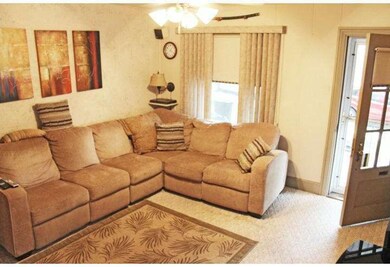 2444 Cumberland Ave, Reading, PA 19606 - photo 6