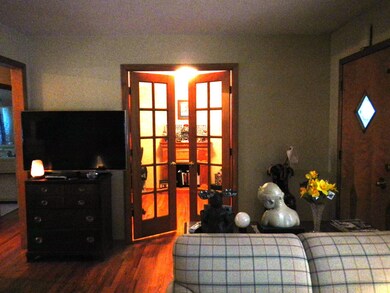 Living Room to 3rd Bedroom or Office