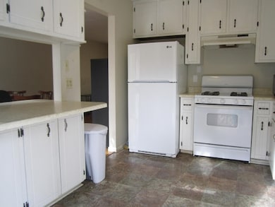 105 Beechwood Cir, Milledgeville, GA 31061 - photo 2