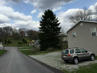 1215 Ben Avon St, Indiana, PA 15701 - photo 3