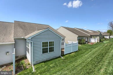 142 Waypoint Dr, Lancaster, PA 17603 - photo 4