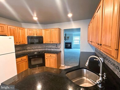 48 Cedar Ct, Royersford, PA 19468 - photo 3