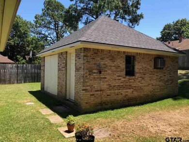 1613 1613 Willow Bend, Tyler, TX 75703 - photo 4