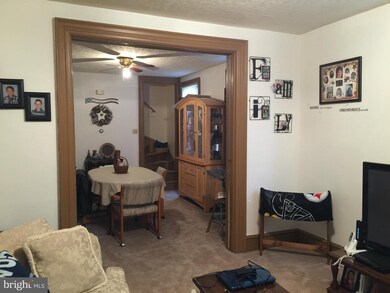 505 S 2nd St, Chambersburg, PA 17201 - photo 4