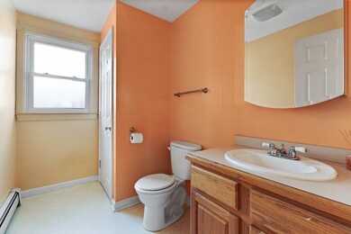 152 Union Park St, Hanson, MA 02341 - photo 5