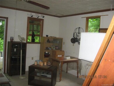 89 Narrow Way Rd unit 1, Burnsville, NC 28714 - photo 3