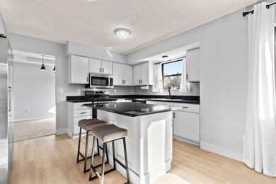 1353AbbeyhillDrive_Hommati102(6)
