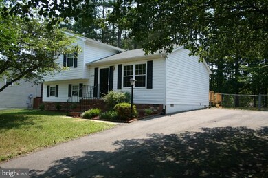 10726 Cobblestone Dr, Spotsylvania, VA 22553 - photo 4