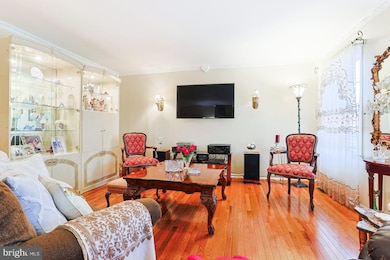 1027 Fredrick Blvd, Reading, PA 19605 - photo 3