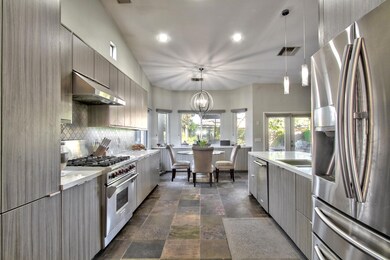 13-Kitchen