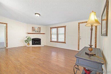 28 Spring Creek St, Pryor, OK 74361 - photo 4