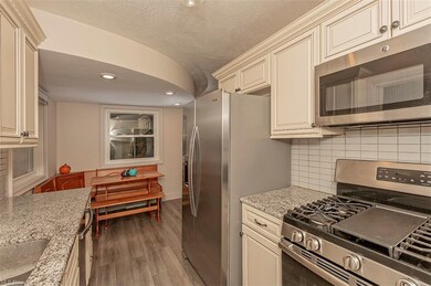 762 Plainfield Rd, Akron, OH 44312 - photo 7