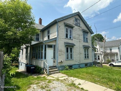 27 Daniels Ave, Pittsfield, MA 01201 - photo 2