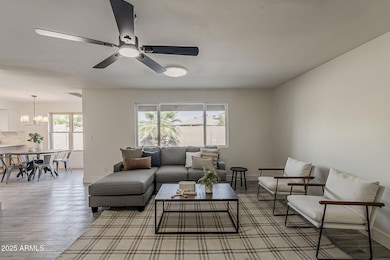 12817 N 50th Ln, Glendale, AZ 85304 - photo 6