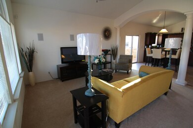 945 Nellind St, El Paso, TX 79928 - photo 4