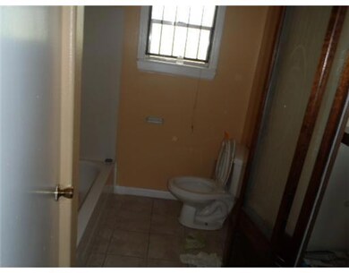 4546 Mark Twain Dr, New Orleans, LA 70126 - photo 4