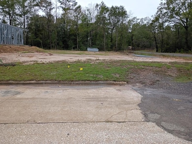 735 Warwick Dr, Vidor, TX 77662 - photo 2