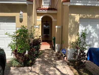 10921 NW 43rd Ln, Doral, FL 33178 - photo 3