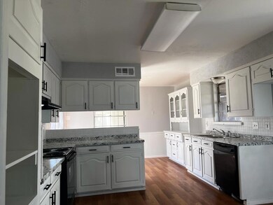 418 Arrowhead Trace, Grand Prairie, TX 75051 - photo 5