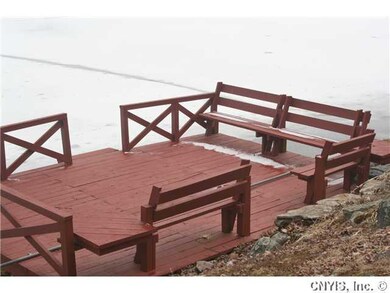 Waterfront/Dock/Pier Dock on Hyde Lake