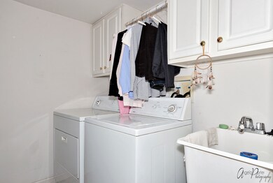 806 Old Checker Rd unit D1, Buffalo Grove, IL 60089 - photo 7