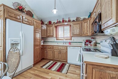 8078 Monrovia St, Lenexa, KS 66215 - photo 6