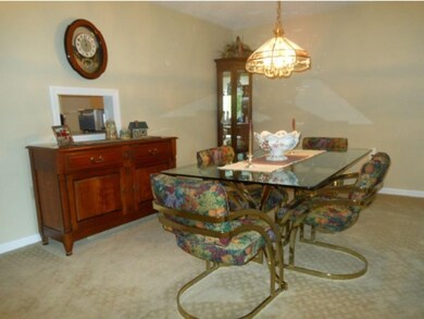 62 Walden Pond Dr, Nashua, NH 03064 - photo 7