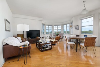 4 Constellation Place unit 410, Jersey City, NJ 07305 - photo 5