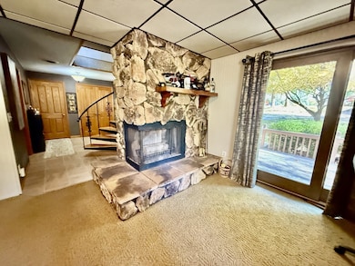 325 S 3rd St, Hennepin, IL 61327 - photo 5