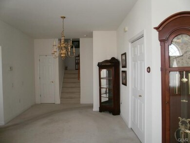 4763 Steeplechase Dr unit 4C, Macungie, PA 18062 - photo 4