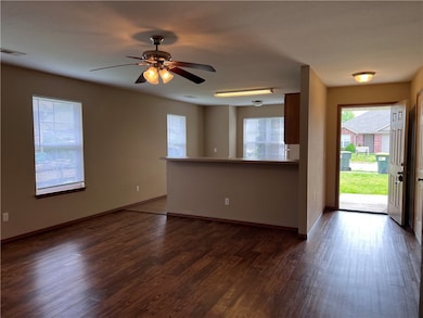 140 Sage St, Centerton, AR 72719 - photo 6