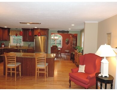 36 Chatham Rd, Billerica, MA 01821 - photo 4