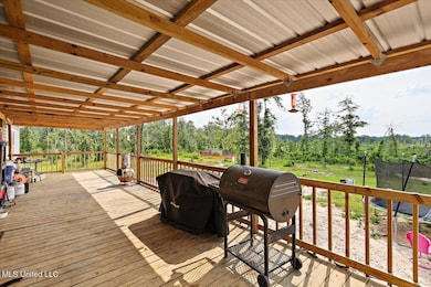 50-135 Sawmill Rd