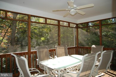 22967 Sycamore Hollow Dr, California, MD 20619 - photo 6