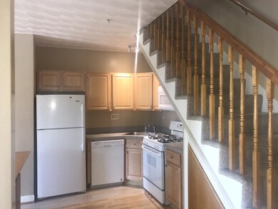 42 Joyce St unit E, Lynn, MA 01902 - photo 5