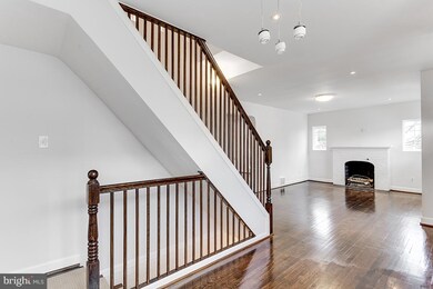 4504 N Chelsea Ln, Bethesda, MD 20814 - photo 7