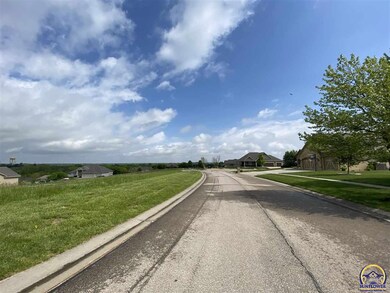 Lot C-15 SW Legacy Ln, Topeka, KS 66610 - photo 3