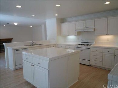 Setp saving kitchen--so light and airy