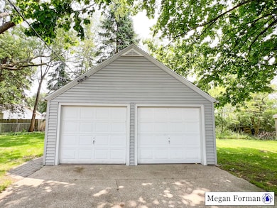 426 Mae-Thy - Full Circle Realty-10